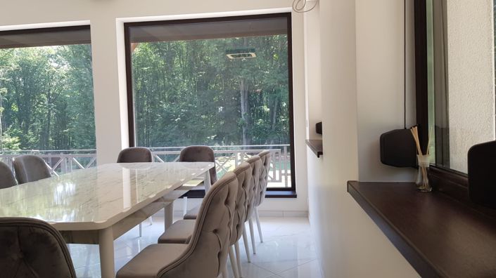 Image No.19-5 Bed House for sale