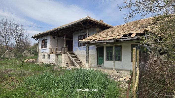 Image No.2-House for sale