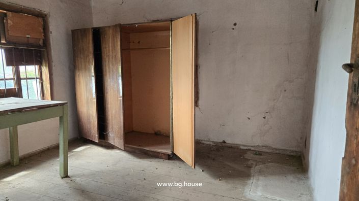 Image No.26-House for sale