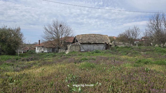 Image No.6-House for sale