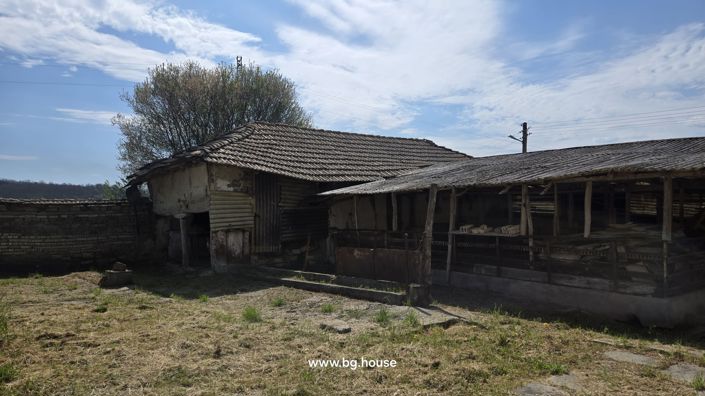 Image No.24-2 Bed House for sale