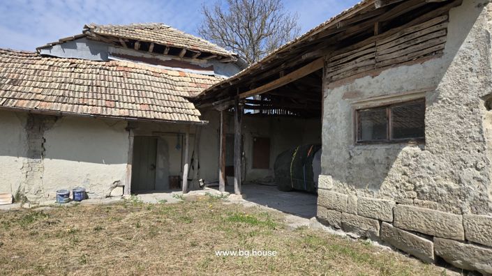 Image No.26-2 Bed House for sale