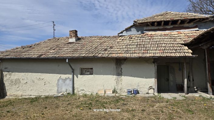 Image No.27-2 Bed House for sale