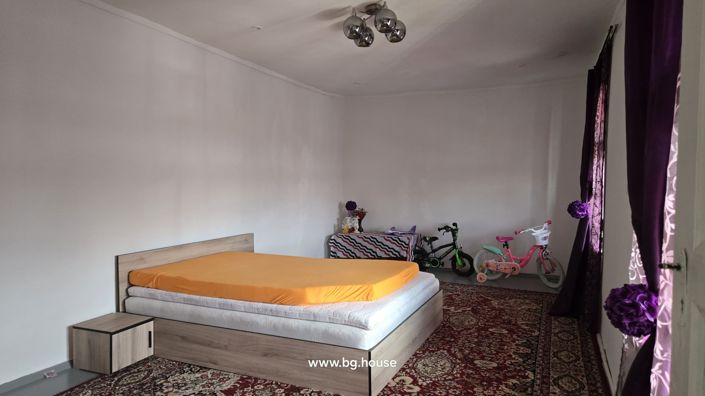 Image No.30-2 Bed House for sale