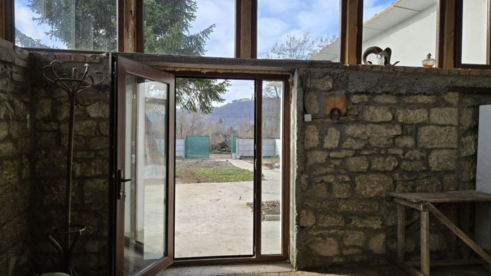 Image No.18-2 Bed House for sale
