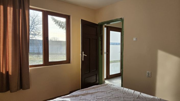 Image No.29-2 Bed House for sale