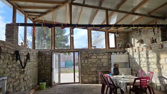 Image No.9-2 Bed House for sale
