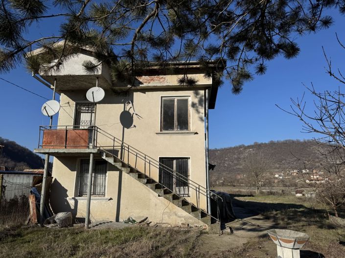 Image No.13-6 Bed House for sale