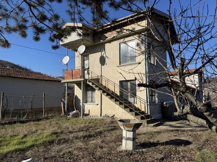 Image No.14-6 Bed House for sale