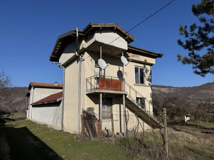 Image No.2-6 Bed House for sale