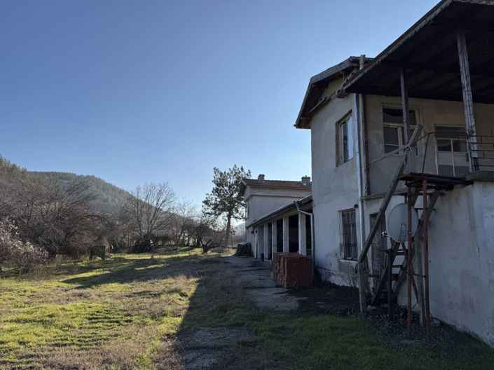 Image No.26-6 Bed House for sale