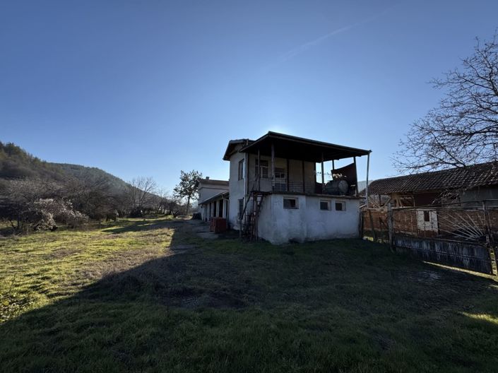 Image No.29-6 Bed House for sale