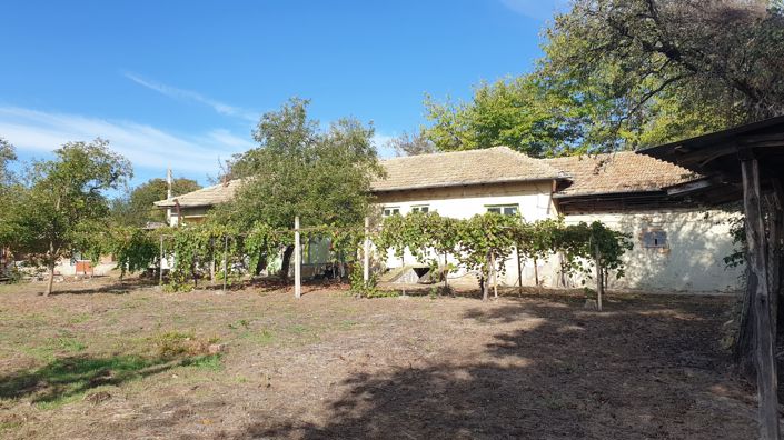 Image No.17-3 Bed House for sale