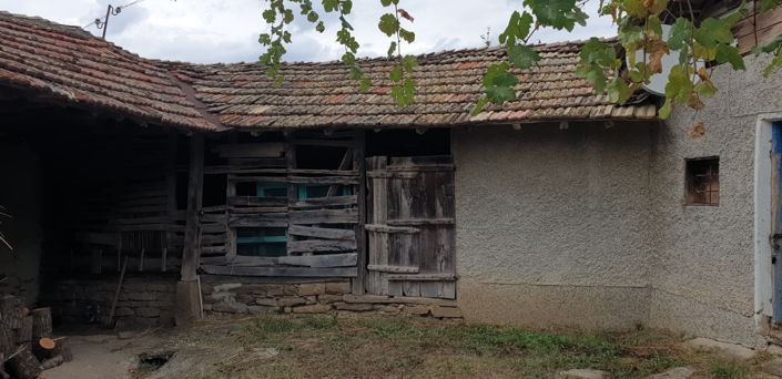 Image No.4-Maison de 2 chambres à vendre à Razdeltsi