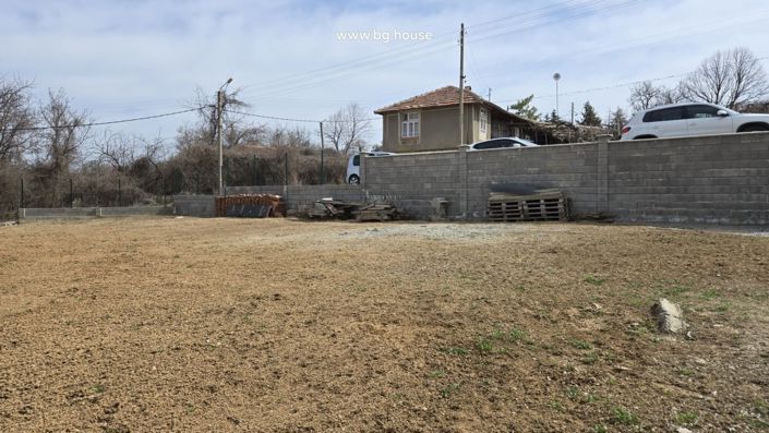Image No.19-2 Bed House for sale