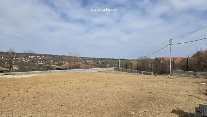Image No.26-2 Bed House for sale