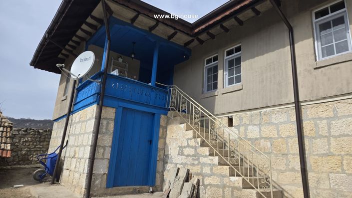 Image No.17-3 Bed House for sale