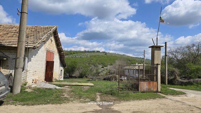 Image No.20-3 Bed Farmhouse for sale