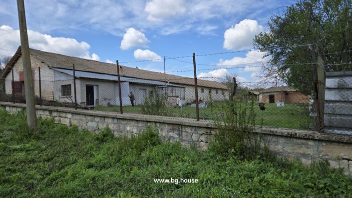 Image No.4-3 Bed Farmhouse for sale