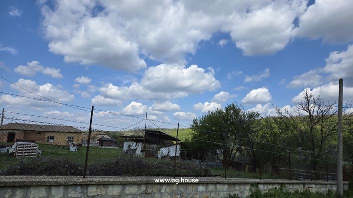 Image No.6-3 Bed Farmhouse for sale