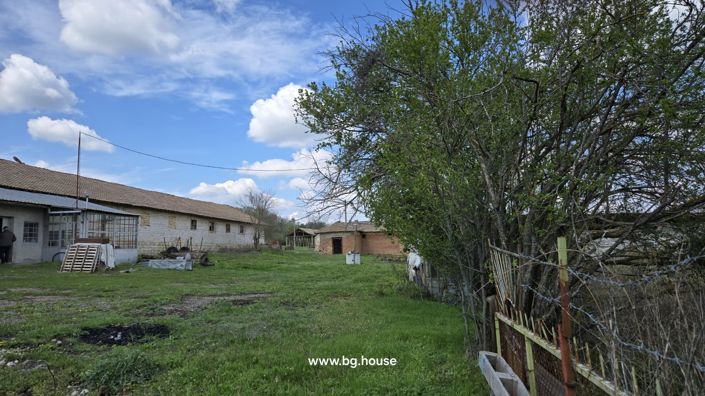 Image No.10-3 Bed Farmhouse for sale