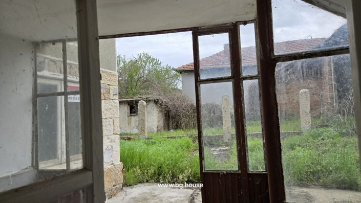 Image No.16-3 Bed House for sale