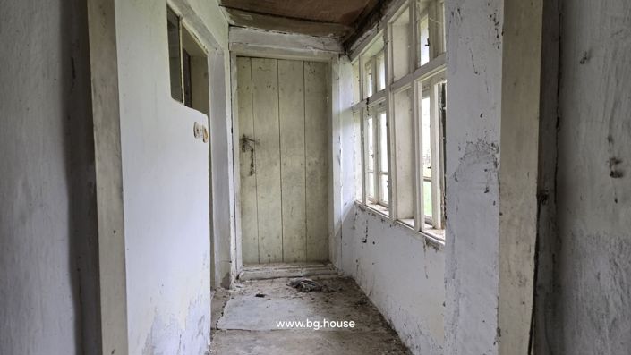 Image No.18-3 Bed House for sale