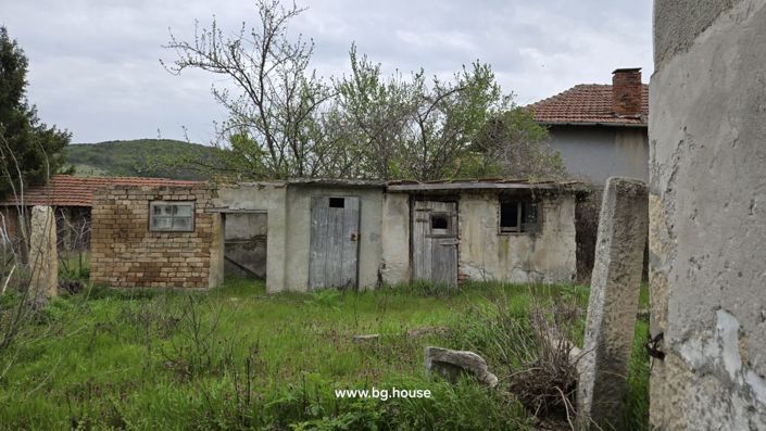 Image No.26-3 Bed House for sale