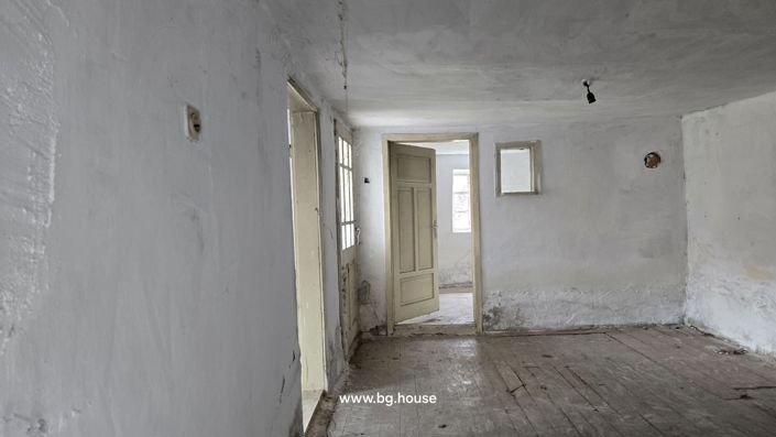Image No.6-3 Bed House for sale