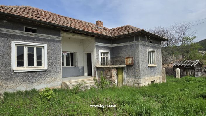 Image No.3-2 Bed House for sale