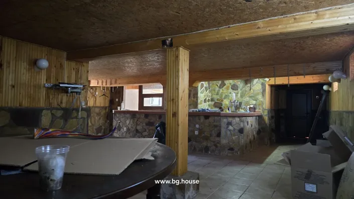 Image No.13-4 Bed House for sale