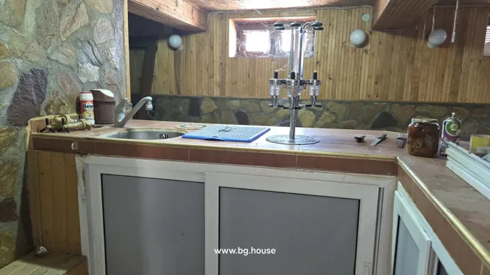 Image No.18-4 Bed House for sale