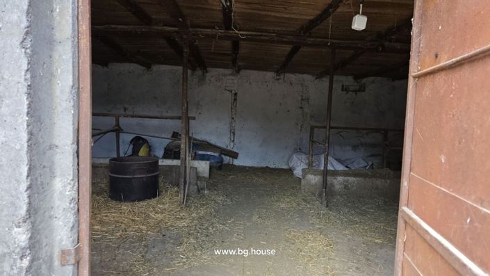 Image No.28-1 Bed Farmhouse for sale