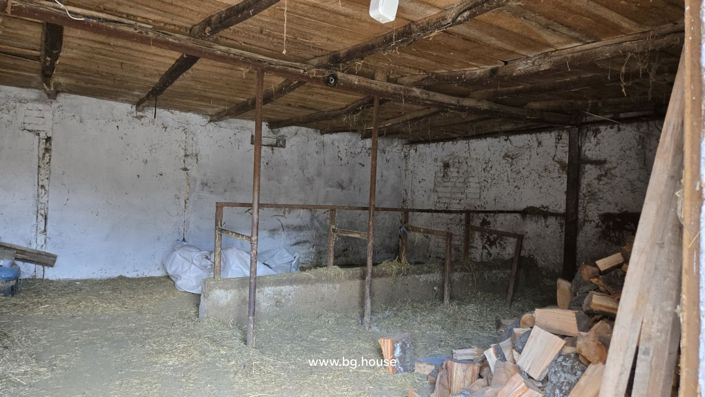 Image No.29-1 Bed Farmhouse for sale