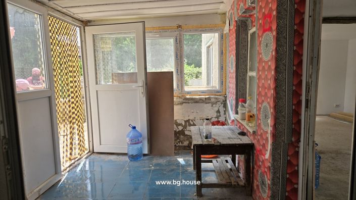 Image No.19-4 Bed House for sale