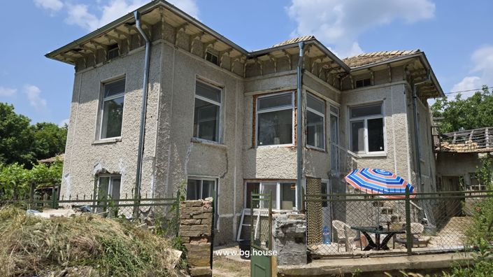Image No.3-4 Bed House for sale