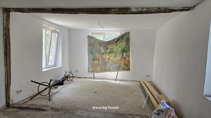 Image No.21-4 Bed House for sale
