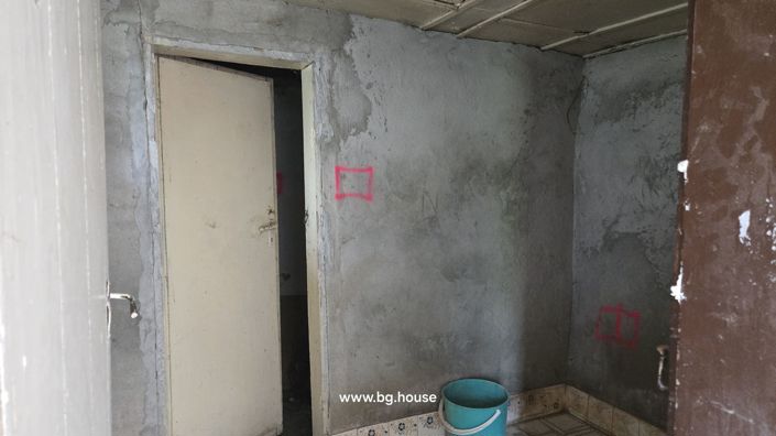 Image No.23-4 Bed House for sale