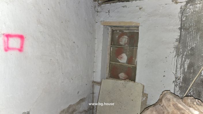 Image No.24-4 Bed House for sale