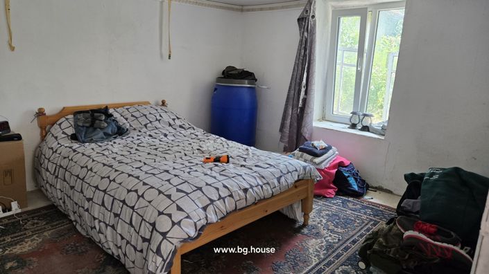 Image No.27-4 Bed House for sale