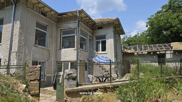 Image No.4-4 Bed House for sale