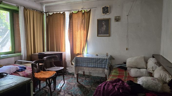 Image No.17-5 Bed House for sale