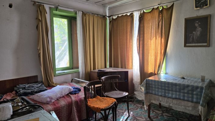 Image No.18-5 Bed House for sale