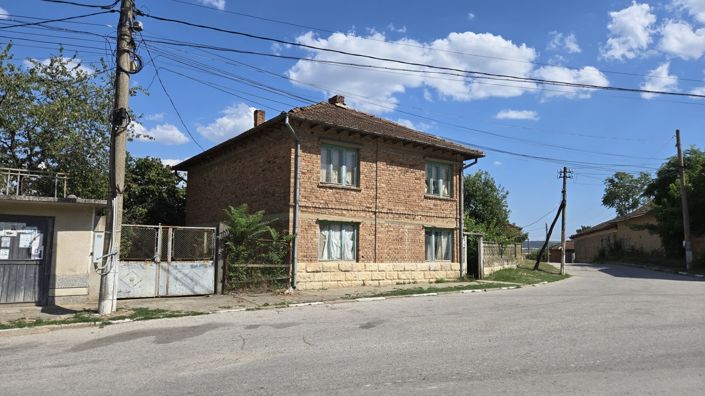 Image No.3-5 Bed House for sale