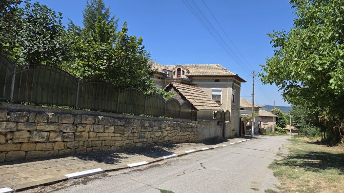 Image No.4-Maison de 4 chambres à vendre à Gorsko Ablanovo