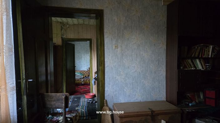 Image No.12-2 Bed House for sale