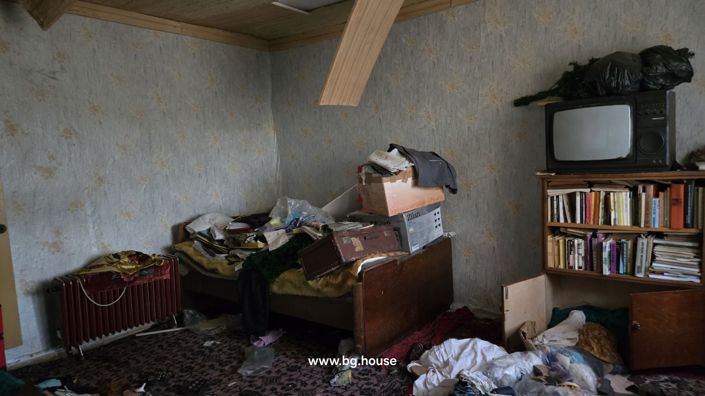 Image No.10-2 Bed House for sale