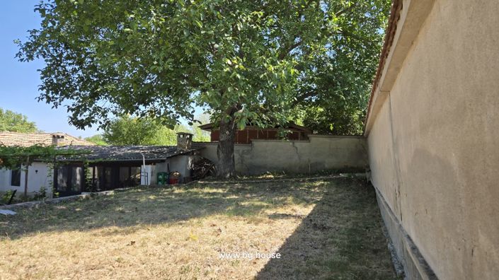 Image No.15-3 Bed House for sale