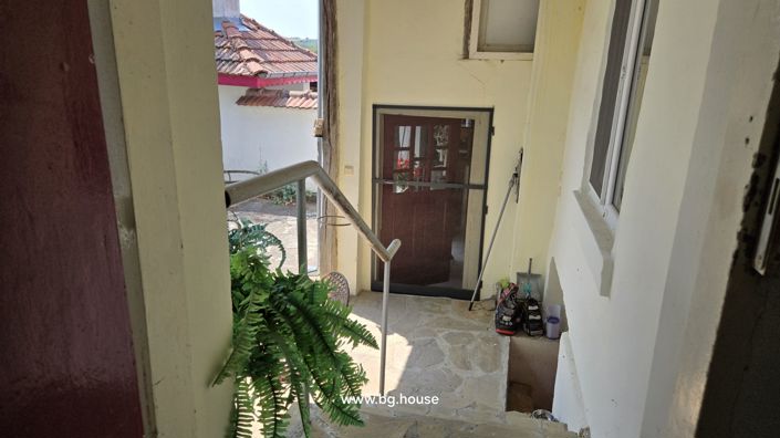 Image No.25-3 Bed House for sale
