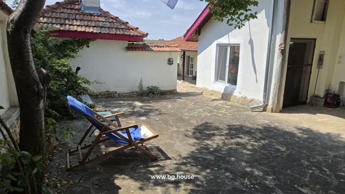 Image No.6-3 Bed House for sale